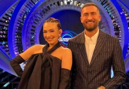 Gafën EPIKE të Jonida Vokshit gjatë prezantimit të BBVK s’duhet ta humbisni, ja ç’ka bërë