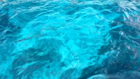 Ngrohja globale do ndryshoje dhe ngjyrën e oqeaneve