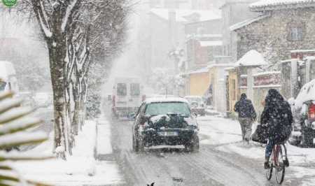 Na pret një fundjavë e acartë! Rikthehet dëbora me temperatura nën 0 [VIDEO]