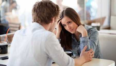 Femra, dëshironi që ish-i të kthehet sërish te ju? Mos shkoni te fallxhoret, bëni këto 5 gjëra!