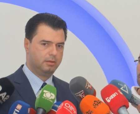 Basha nuk i ndahet dy kushteve, paralajmëron sërish protesta