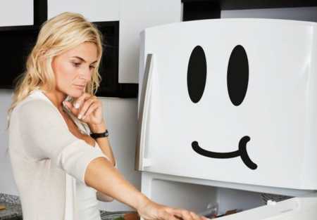 Nëse keni këto ushqime, nuk keni pse të shpenzoni para për kremin hidratues!