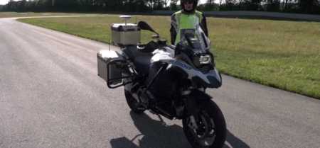 BMW krijon motorin e parë automatik