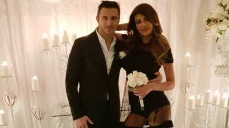 Angela Martini i jep fund martesës 7-vjeçare? Ja çfarë shkruajnë mediat e huaja