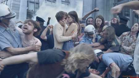 Ja pse disa çifteve iu pëlqen të puthen në publik