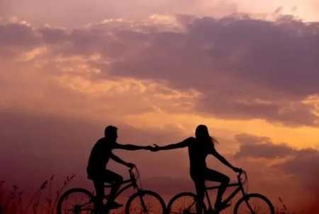 Ky është ndryshimi ideal i moshës midis çifteve, sipas shkencës