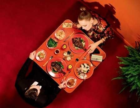 Vajza, niseni takimin e parë me këto 7 pyetje