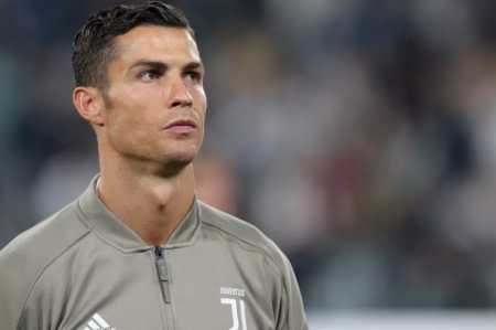 Takoi futbollistin e prekur nga CORONAVIRUS, Cristiano Ronaldo futet në karantinë! [FOTO]