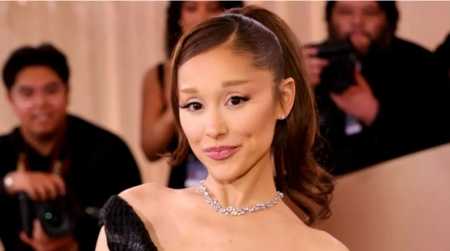 Ariana Grande flet për herë të parë pas vendimit për t’u tërhequr nga jeta publike: Nuk ishte një vendim...