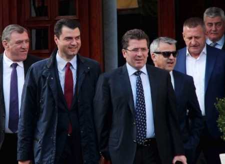 Zgjedhjet e 13 tetorit, çfarë i kërkojnë aleatët e Bashës KQZ-së?