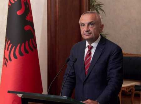 Meta u kërkon “tre artistëve” t’i japin fund krizës: Na shqetëson ky teatër i madh politik