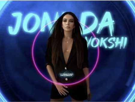 Gabim teknik apo ngatërroi emrin e të eleminuarit? Reagon Jonida Vokshi pasi u bë sërish virale