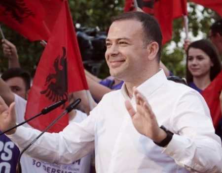 PD nuk i ndahet Valdrin Pjetrit: Çfarë të kujton data 27 janar 2003?