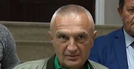 Ilir Meta në 'epiqendrën e tërmetit', monitoron situatën dhe garanton se...