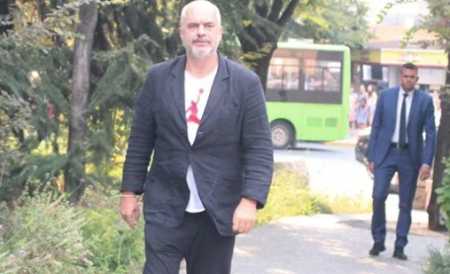 Nis furtuna pas urdhrit të Ramës, dorëhiqen 6 drejtorët e parë në Shkodër