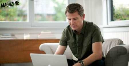 Pse meshkujt e martuar flirtojnë me femra të tjera në rrjetet sociale? Do habiteni!