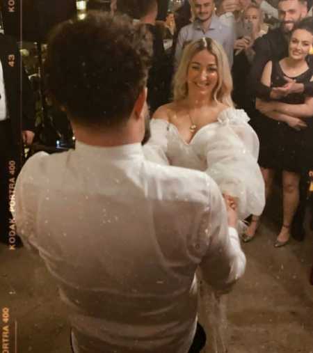 Do të bëhet baba për herë të parë, zbulohet gjinia e bebit të MC Kreshës! [FOTO]