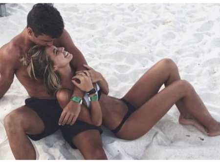 Kujdes! Këto 3 gjëra nuk duhet të bëni kurrë para seksit Kujdes! Këto 3 gjëra nuk duhet të bëni kurrë para seksit