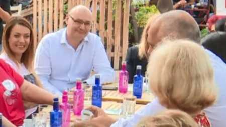 ‘Ka një I me pikë poshtë’, Rama nis të shoh filxhan