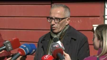 Policia futet te Filologjiku, reagon Mark Marku: Duan të kërcënojnë. I kemi filmuar të gjitha, do ta çojmë rastin në...[VIDEO]